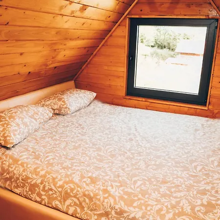 Brvnara Tribalija Holiday home *